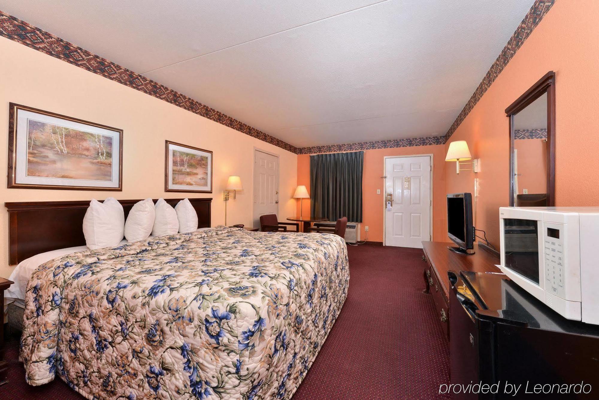 Americas Best Value Inn Ozark Buitenkant foto