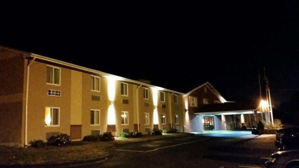 Americas Best Value Inn Ozark Buitenkant foto