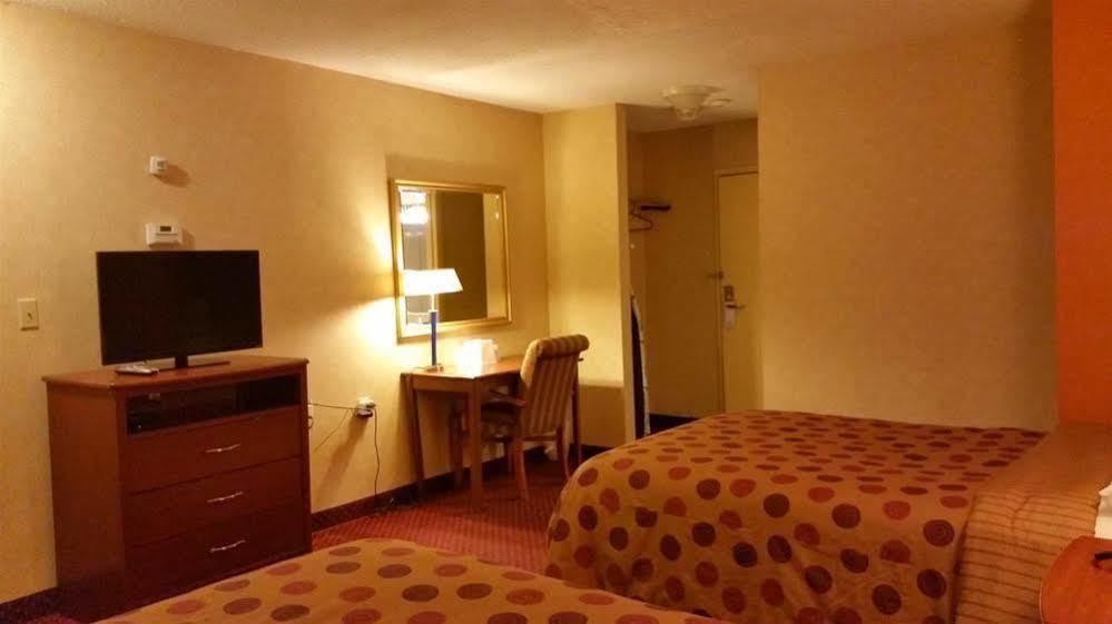 Americas Best Value Inn Ozark Buitenkant foto